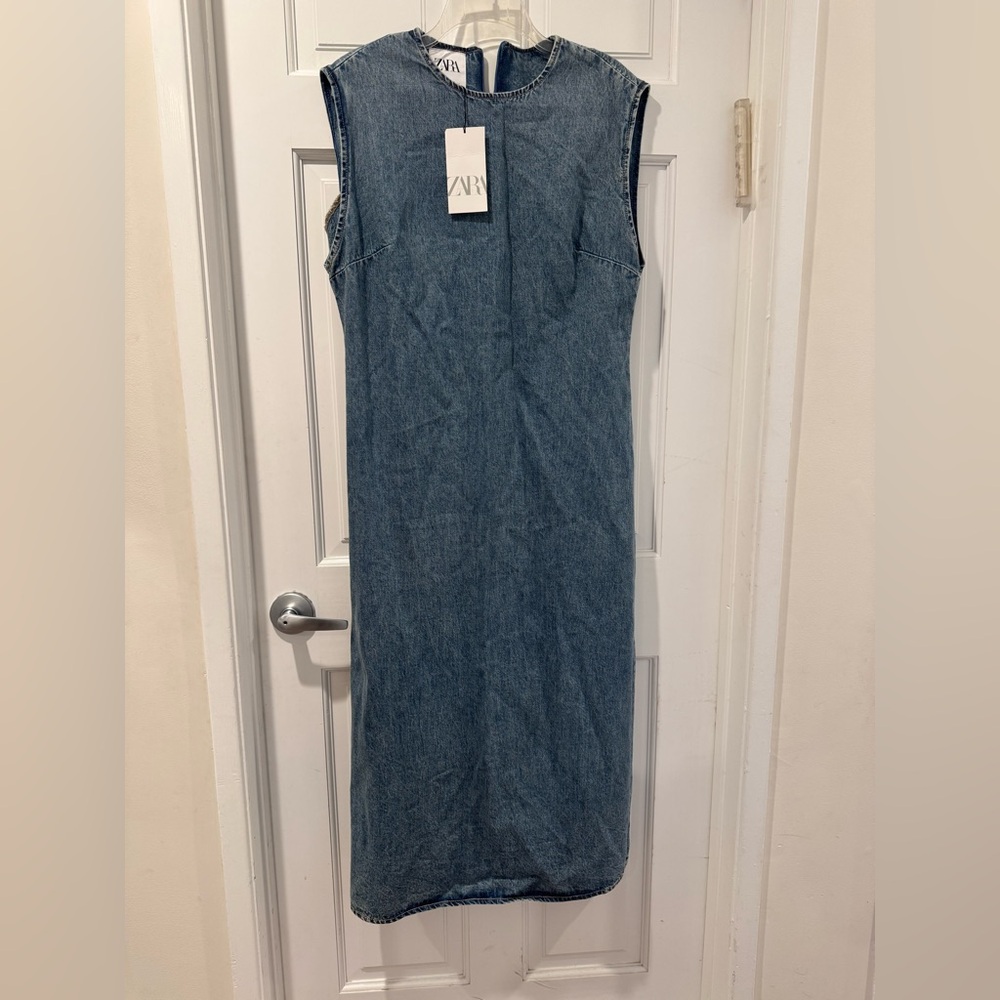 ZARA Sleeveless Denim Midi Dress in Blue